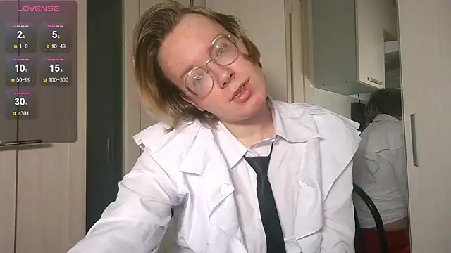 Amanda Butlerr online show from February 5, 2026, 5:53 pm