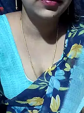 Snapshot of telugu-juliet chatting on December 19, 2025, 5:15 pm telugu-juliet online show from December 19, 2025, 5:15 pm