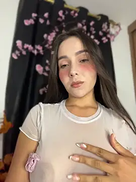 Scarlett05 online show from May 21, 2026, 2:09 am