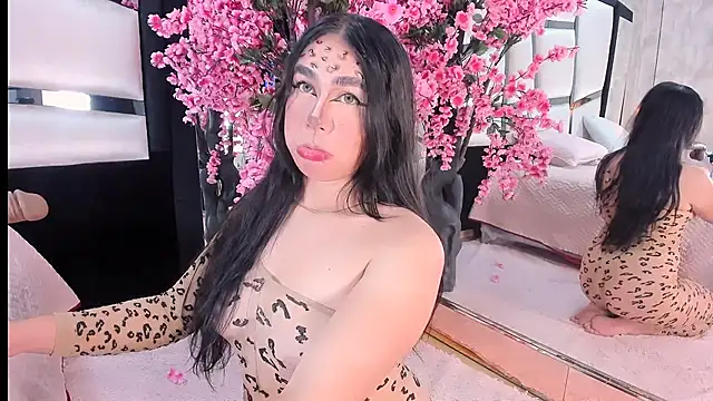 TessaCooper1 online show from April 24, 2026, 8:22 pm