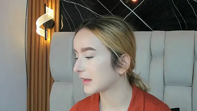 Snapshot of kristal_joi_dl chatting on December 1, 2025, 1:01 pm kristal joi dl online show from December 1, 2025, 1:01 pm