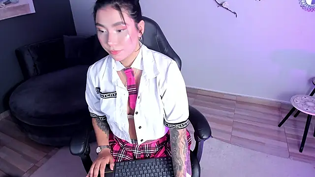 emy williams online show from May 26, 2026, 7:12 pm