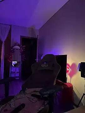 Mariiiiiway online show from November 12, 2025, 9:07 pm