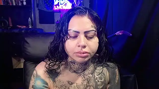 chicanachic13 online show from March 28, 2026, 9:38 pm