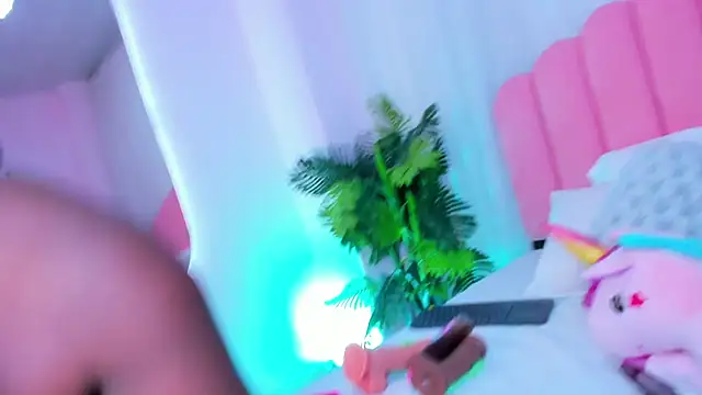 Snapshot of lia_queen18 chatting on November 15, 2025, 11:25 am lia queen18 online show from November 15, 2025, 11:25 am