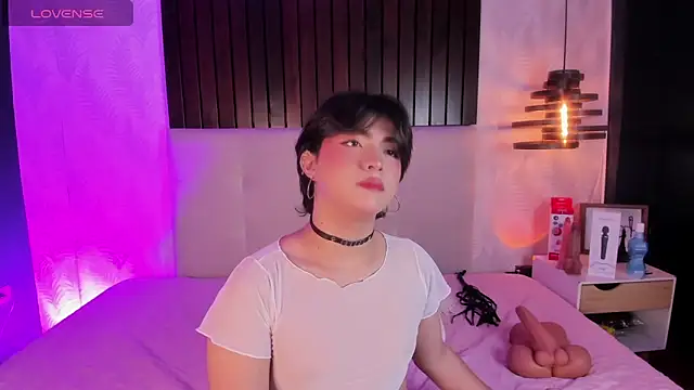 Creamy Angelo online show from November 29, 2025, 3:17 am