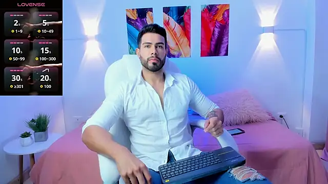 ZarekFox online show from October 11, 2025, 1:23 pm