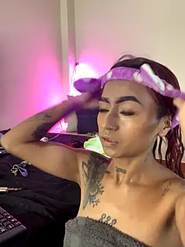 Dirty isabella18 online show from September 21, 2025, 5:07 pm