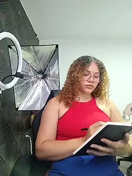 SirenRouge 69 online show from April 18, 2026, 8:09 pm