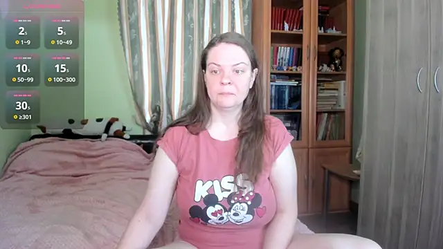 MiaLores online show from April 7, 2026, 9:22 am