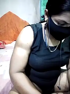 Snapshot of Mistompa24 chatting on October 29, 2025, 3:33 pm Mistompa24 online show from October 29, 2025, 3:33 pm