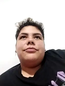 Snapshot of Hailey_Curvy chatting on November 4, 2025, 3:10 am Hailey Curvy online show from November 4, 2025, 3:10 am