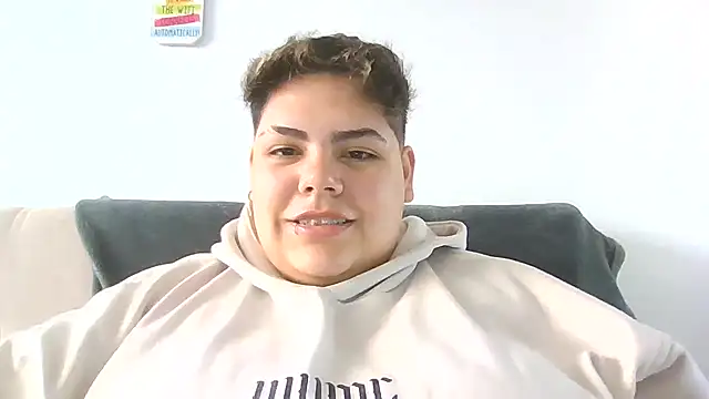 Snapshot of Hailey_Curvy chatting on December 4, 2025, 5:45 pm Hailey Curvy online show from December 4, 2025, 5:45 pm