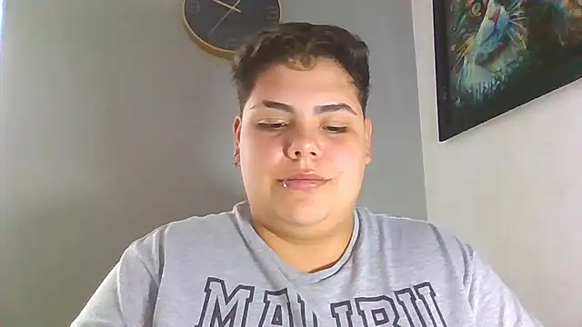 Snapshot of Hailey_Curvy chatting on December 5, 2025, 8:50 pm Hailey Curvy online show from December 5, 2025, 8:50 pm