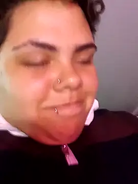 Snapshot of Hailey_Curvy chatting on September 25, 2025, 3:34 am Hailey Curvy online show from September 25, 2025, 3:34 am