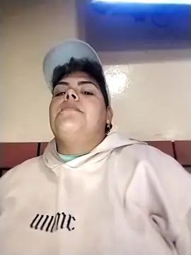 Snapshot of Hailey_Curvy chatting on September 18, 2025, 12:57 am Hailey Curvy online show from September 18, 2025, 12:57 am