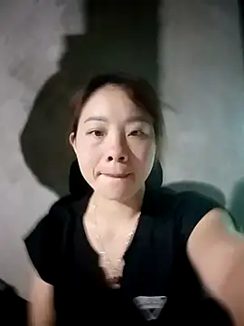 milo123-xx online show from April 11, 2026, 7:27 am