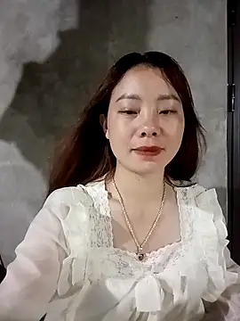 milo123-xx online show from April 15, 2026, 3:05 pm