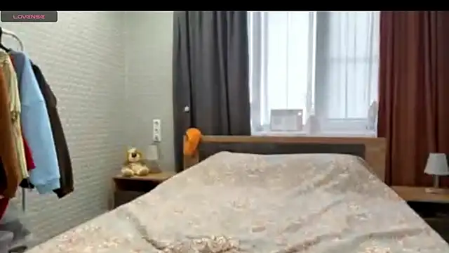 BrightAnnie online show from June 6, 2026, 3:06 pm