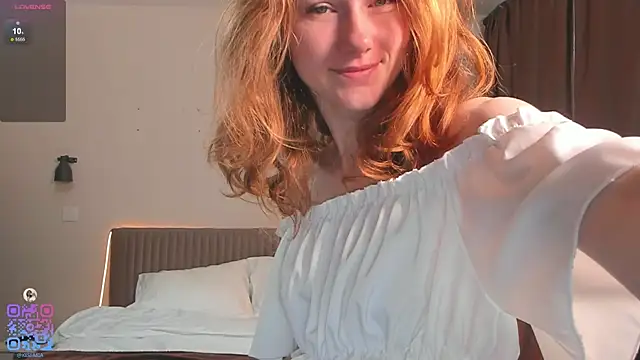 Snapshot of BreezeJam chatting on September 16, 2025, 4:57 am BreezeJam online show from September 16, 2025, 4:57 am