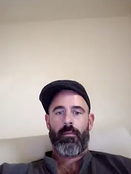 Snapshot of whatYwantMorrre chatting on October 2, 2025, 1:25 pm whatYwantMorrre online show from October 2, 2025, 1:25 pm