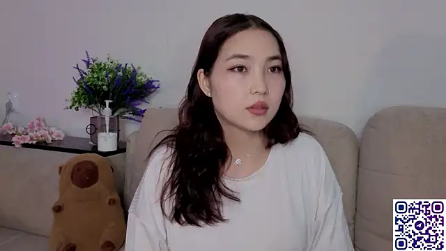 ColettaMejias online show from February 4, 2026, 8:04 pm