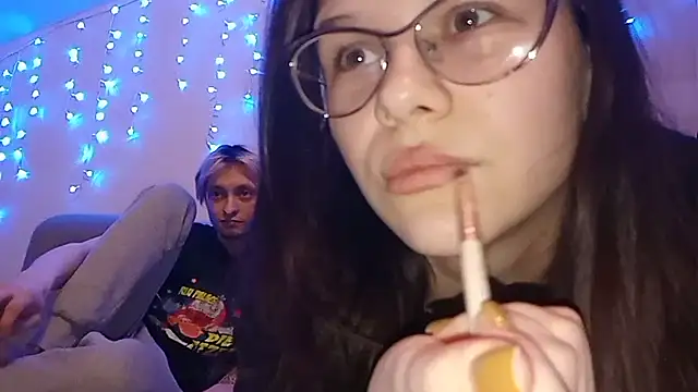 LaVostraDorothy online show from March 25, 2026, 6:18 pm