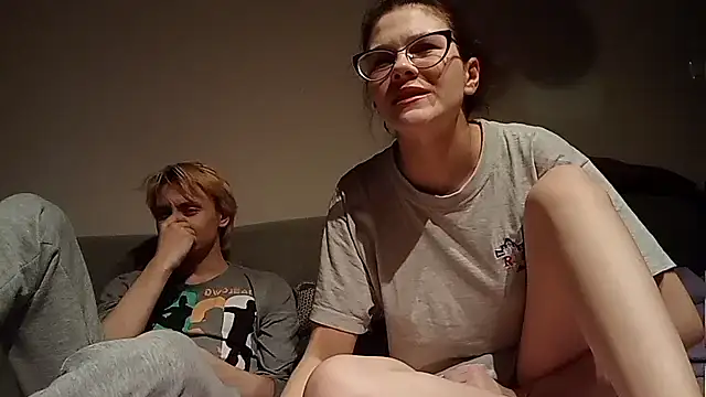 LaVostraDorothy online show from March 15, 2026, 7:54 pm