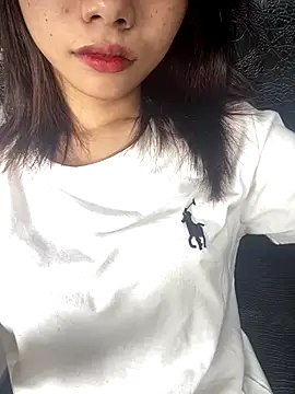 Leyleisanmay online show from September 10, 2025, 3:38 am