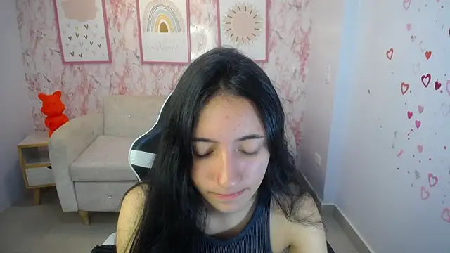 Kylie ch1 online show from November 8, 2025, 4:21 pm