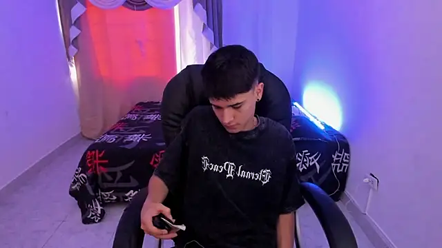 Aron Boyy online show from February 3, 2026, 8:25 pm