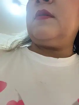 Snapshot of Lucy_Milf_474 chatting on November 13, 2025, 11:47 am Lucy Milf 474 online show from November 13, 2025, 11:47 am