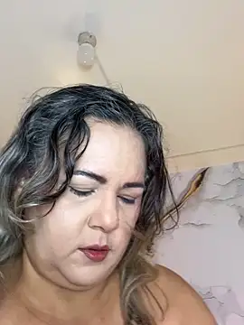 Snapshot of Lucy_Milf_474 chatting on December 1, 2025, 12:06 pm Lucy Milf 474 online show from December 1, 2025, 12:06 pm