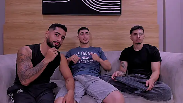 mike friends online show from February 7, 2026, 1:02 am