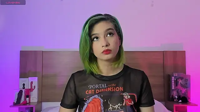 Akatsumi  online show from February 10, 2026, 12:48 pm