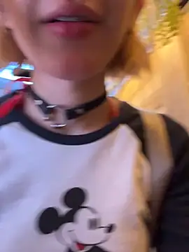SweetBunnyGF online show from June 13, 2026, 11:02 pm