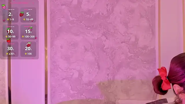 doll eyees  online show from October 30, 2025, 2:21 am