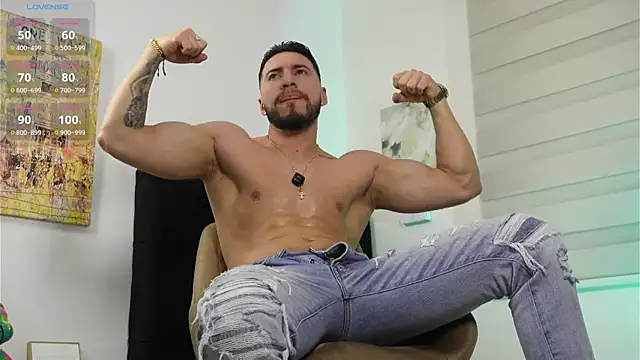 Snapshot of Thiago_Hill chatting on February 22, 2026, 5:36 pm Thiago Hill online show from February 22, 2026, 5:36 pm