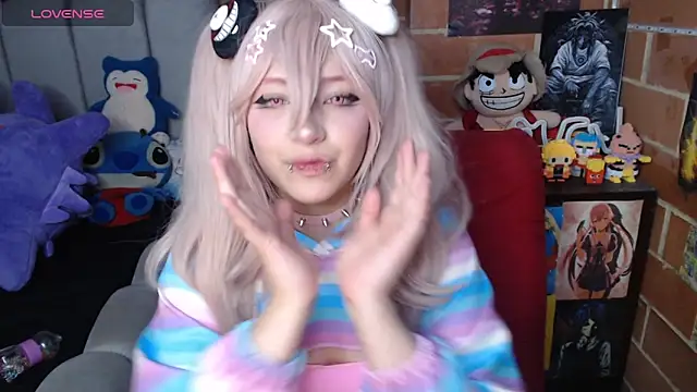  alexa19pretty  online show from March 27, 2026, 6:31 pm