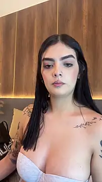 Snapshot of AliceRitter chatting on November 9, 2025, 10:36 pm AliceRitter online show from November 9, 2025, 10:36 pm