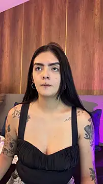 Snapshot of AliceRitter chatting on November 23, 2025, 5:23 pm AliceRitter online show from November 23, 2025, 5:23 pm