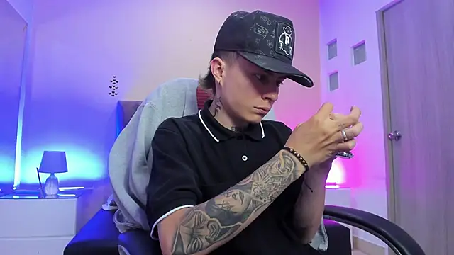 Nascary Fox online show from April 19, 2026, 1:12 pm