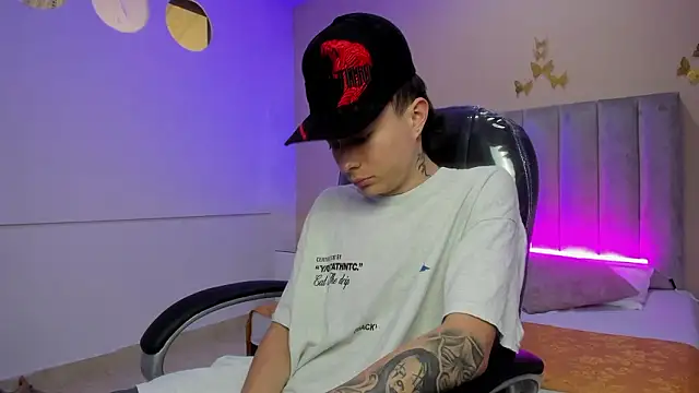 Nascary Fox online show from February 18, 2026, 7:32 pm