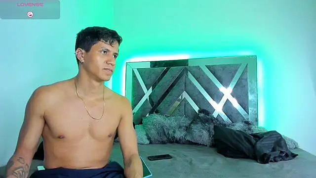 Robertmiller21 online show from February 14, 2026, 12:55 am