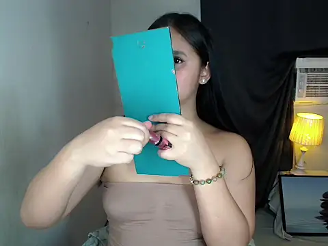 Aiko shemalexxx online show from February 9, 2026, 10:08 pm