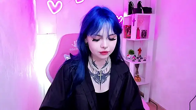 Snapshot of Morana_Batt chatting on December 5, 2025, 2:21 am Morana Batt online show from December 5, 2025, 2:21 am