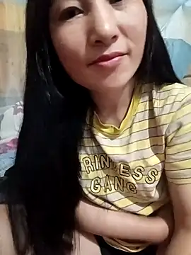 YAYAA-502 online show from April 16, 2026, 10:12 pm