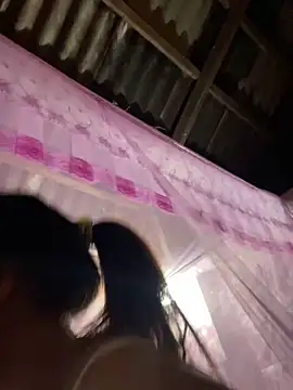 Ngoc-bbi online show from May 21, 2026, 3:59 am