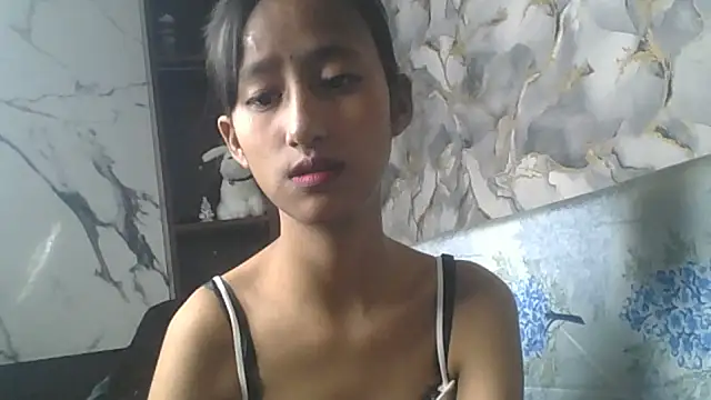 lily 9900 online show from November 21, 2025, 6:18 pm