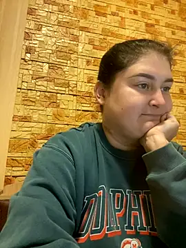 Snapshot of DazzzlingDame chatting on October 12, 2025, 3:24 pm DazzzlingDame online show from October 12, 2025, 3:24 pm